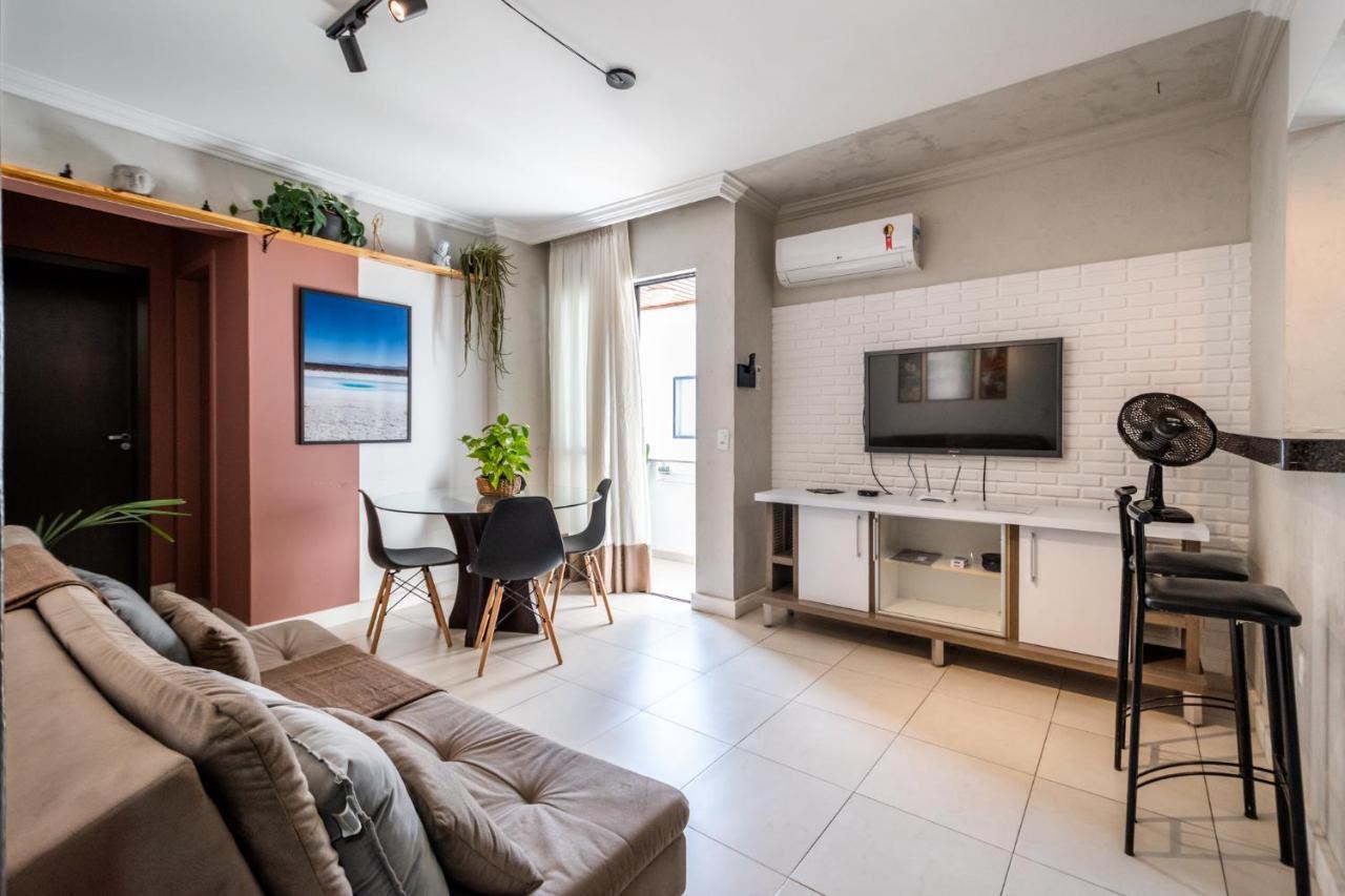 O Melhor Do Centro! Apto 01 Dormitorio Com Garagem E Ar Condicionado Balneário Camboriú Eksteriør billede