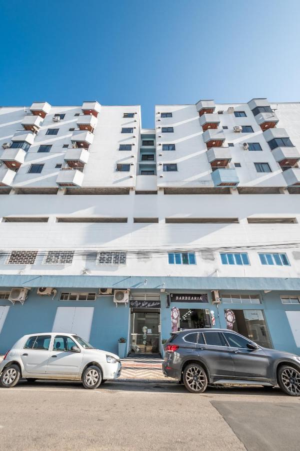 O Melhor Do Centro! Apto 01 Dormitorio Com Garagem E Ar Condicionado Balneário Camboriú Eksteriør billede